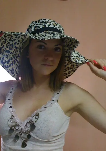 Я Инга, 21, из Некрасовского, ищу знакомство для вирта