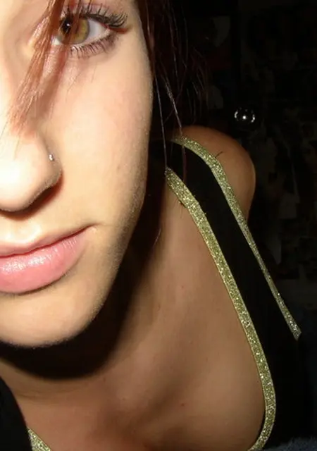 Я Варвара, 24, из Батайска, ищу знакомства без обязательств