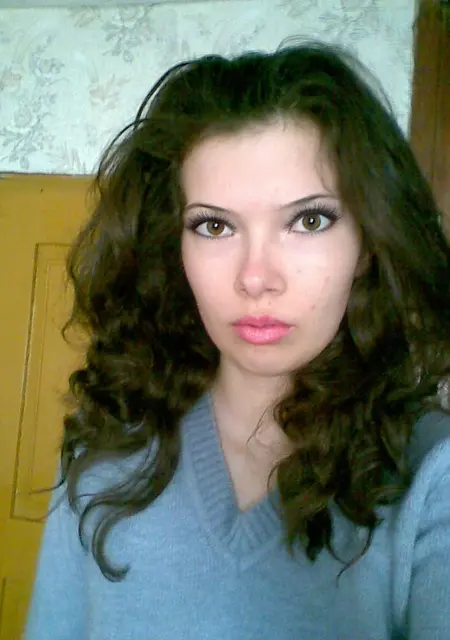 Тамара из Старой Рузы, мне 21, познакомлюсь для общения