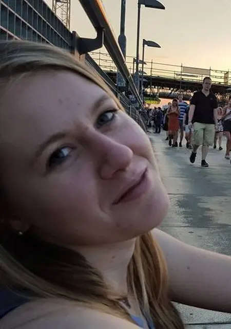 Я Диана, 21, из Минусинска, ищу знакомство для вирта