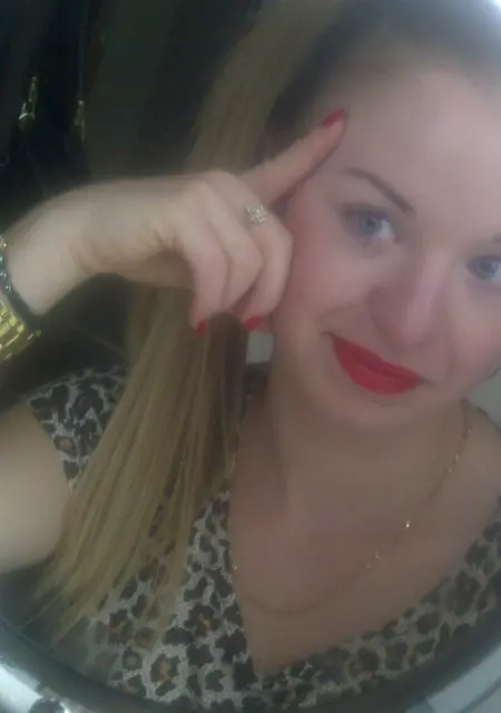 Я Злата, 23, знакомлюсь для постоянных отношений в Киренске