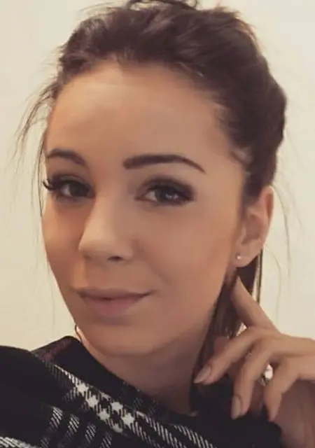 Я Софья, 18, знакомлюсь на одну ночь в Таксимо