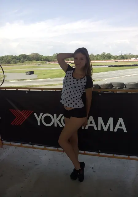 Kris из Артема, мне 28, познакомлюсь без обязательств