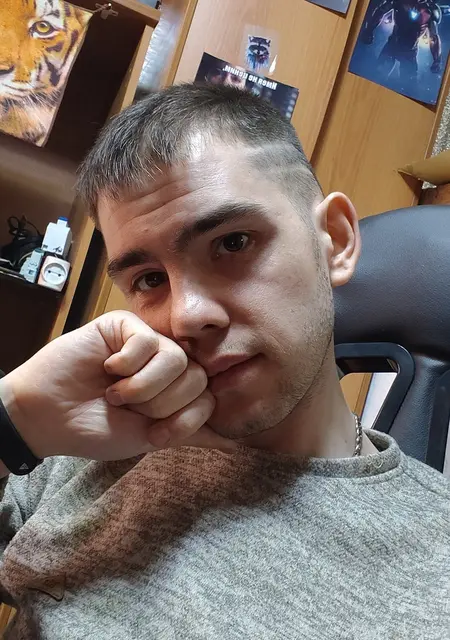 Дмитрий из Алапаевска, ищу на сайте постоянные отношения