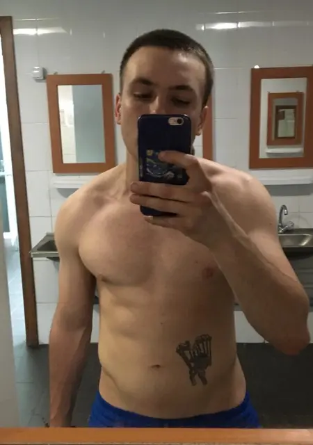 Дмитрий из Кировска, мне 23, познакомлюсь для вирта