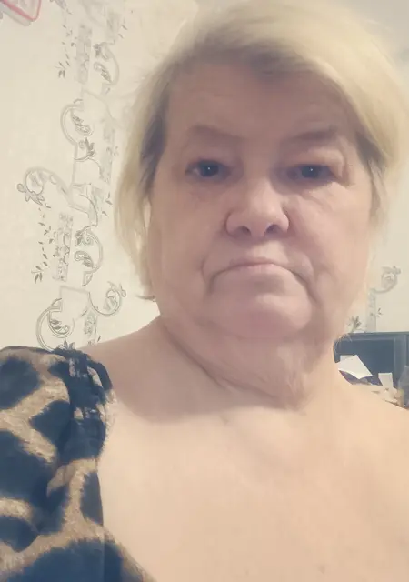 Я Вера, 65, знакомлюсь без обязательств в Санкт-Петербурге