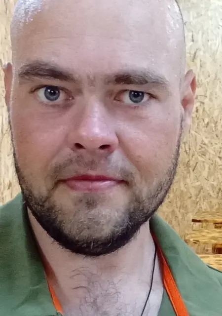 Антон з Novoazovsk, шукаю на сайті знайомства на одну ніч