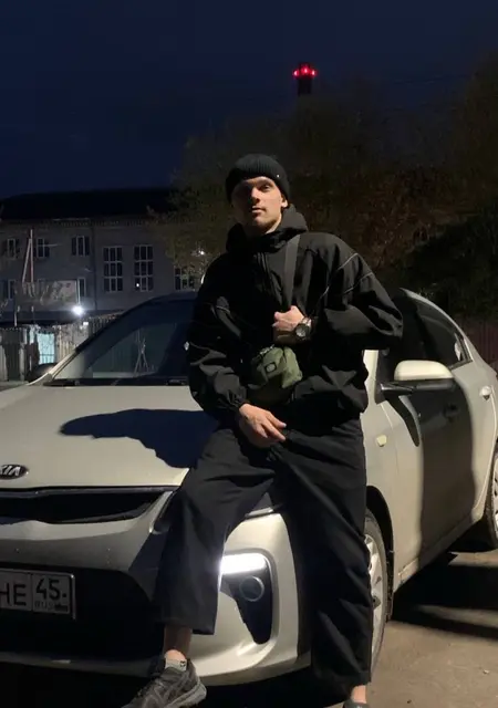 Руслан из Челябинска, мне 21, познакомлюсь без обязательств