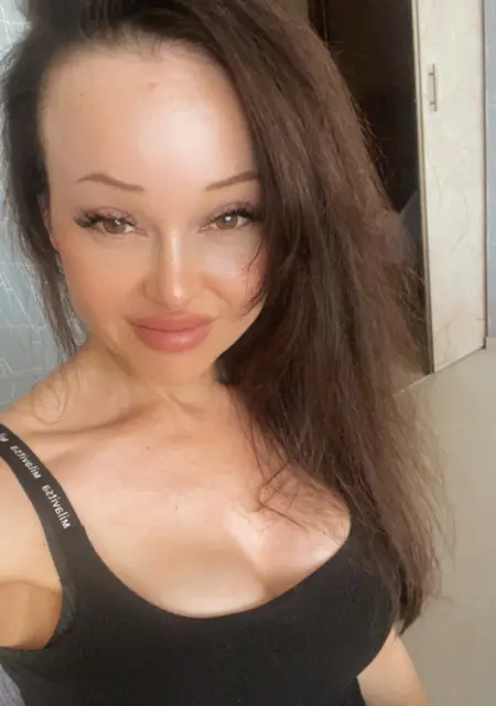 Елена из Нижнего Новгорода, ищу на сайте общение