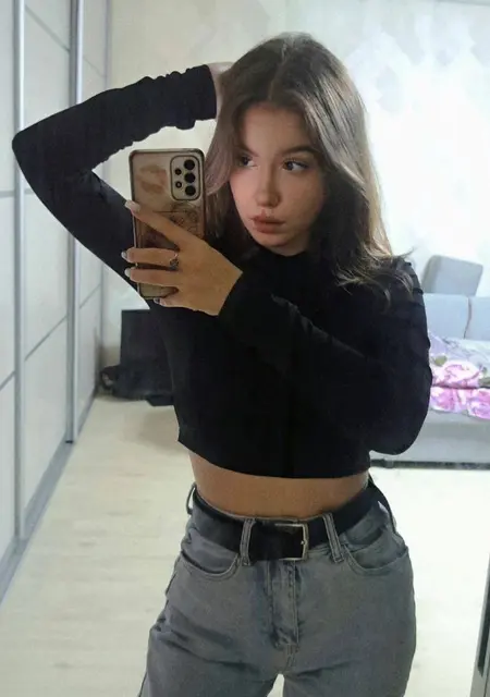 Я Настя, 25, из Ялты, ищу знакомство для общения