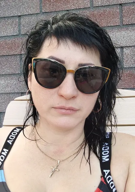 Светлана из Новороссийска, ищу на сайте постоянные отношения