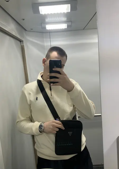 Я Егор, 19, знакомлюсь без обязательств в Мурманске