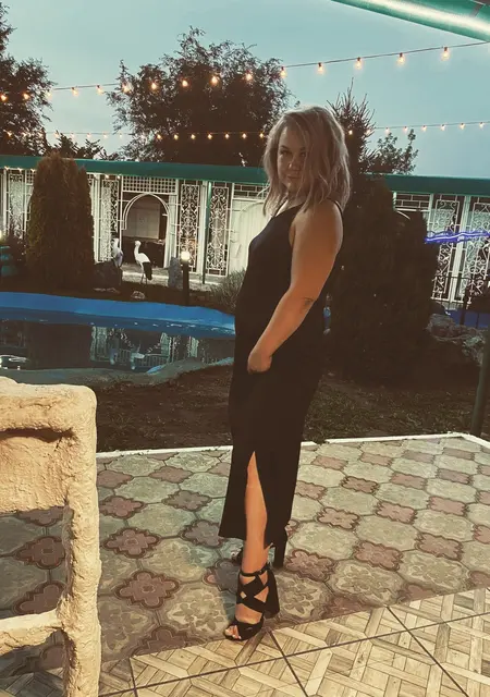 Евгения из Оренбурга, ищу на сайте постоянные отношения