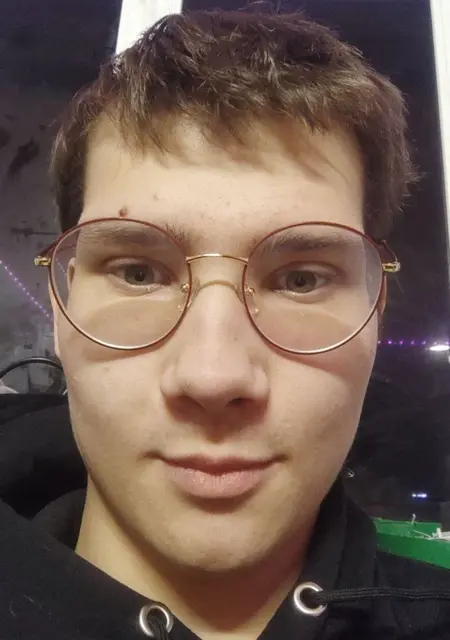 Я Андрей, 21, знакомлюсь для постоянных отношений в Санкт-Петербурге