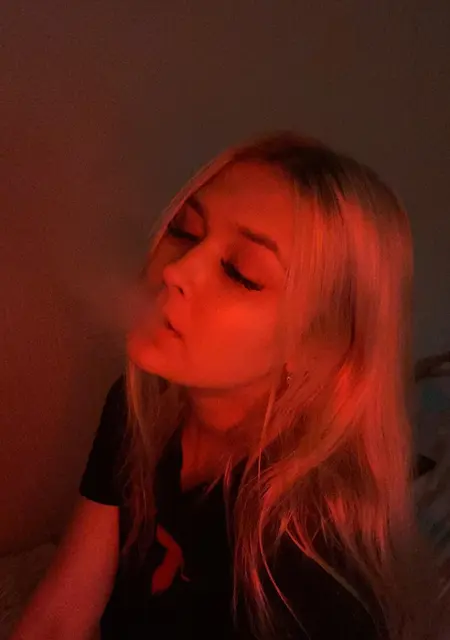 Настя из Ярославля, ищу на сайте знакомства на одну ночь