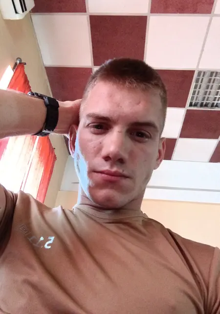 Кирилл из Алейска, ищу на сайте знакомства на одну ночь