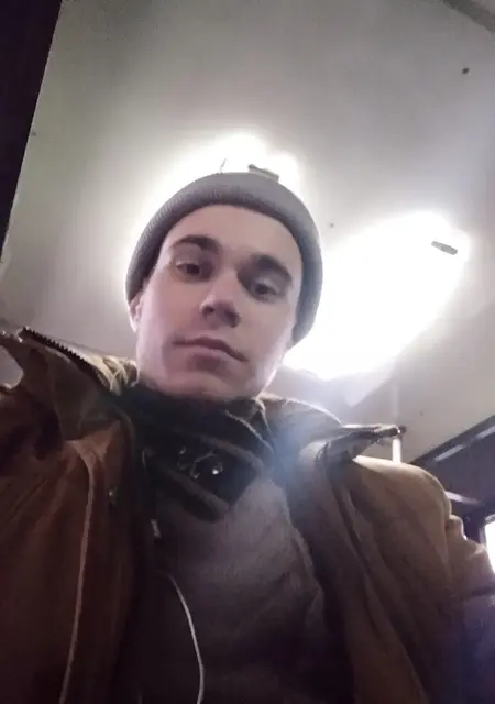 Кирилл из Пятигорского, ищу на сайте знакомства на одну ночь