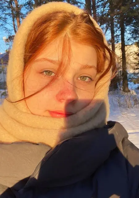 Я Адель, 22, из Минусинска, ищу знакомства на одну ночь